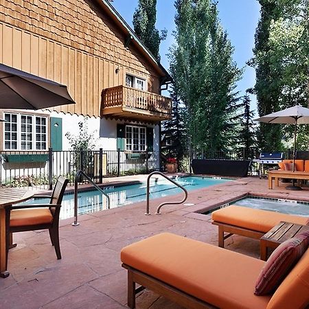 Alpenblick 1, Three Level Townhouse With Fireplace, Private Balcony, And Great Location Villa Aspen Exterior photo