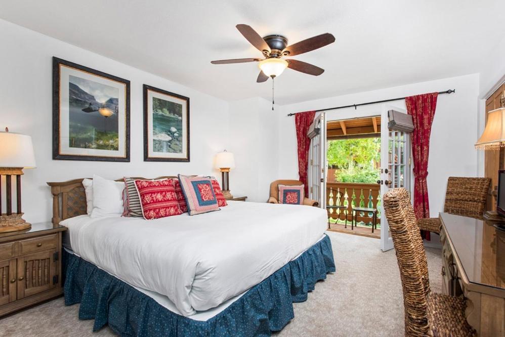 Alpenblick 1, Three Level Townhouse With Fireplace, Private Balcony, And Great Location Aspen Exterior photo